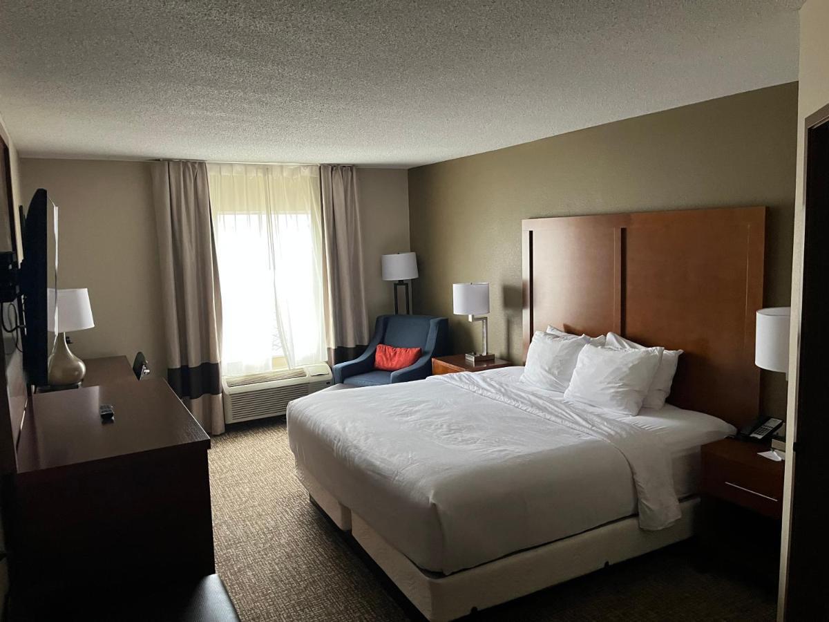 Wingate By Wyndham Clearfield Hotel Exterior photo
